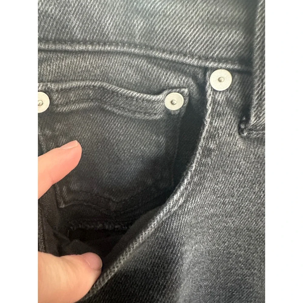 Madewell Women's Black Wash High Rise Crop Flare Jeans Size 28 P‎